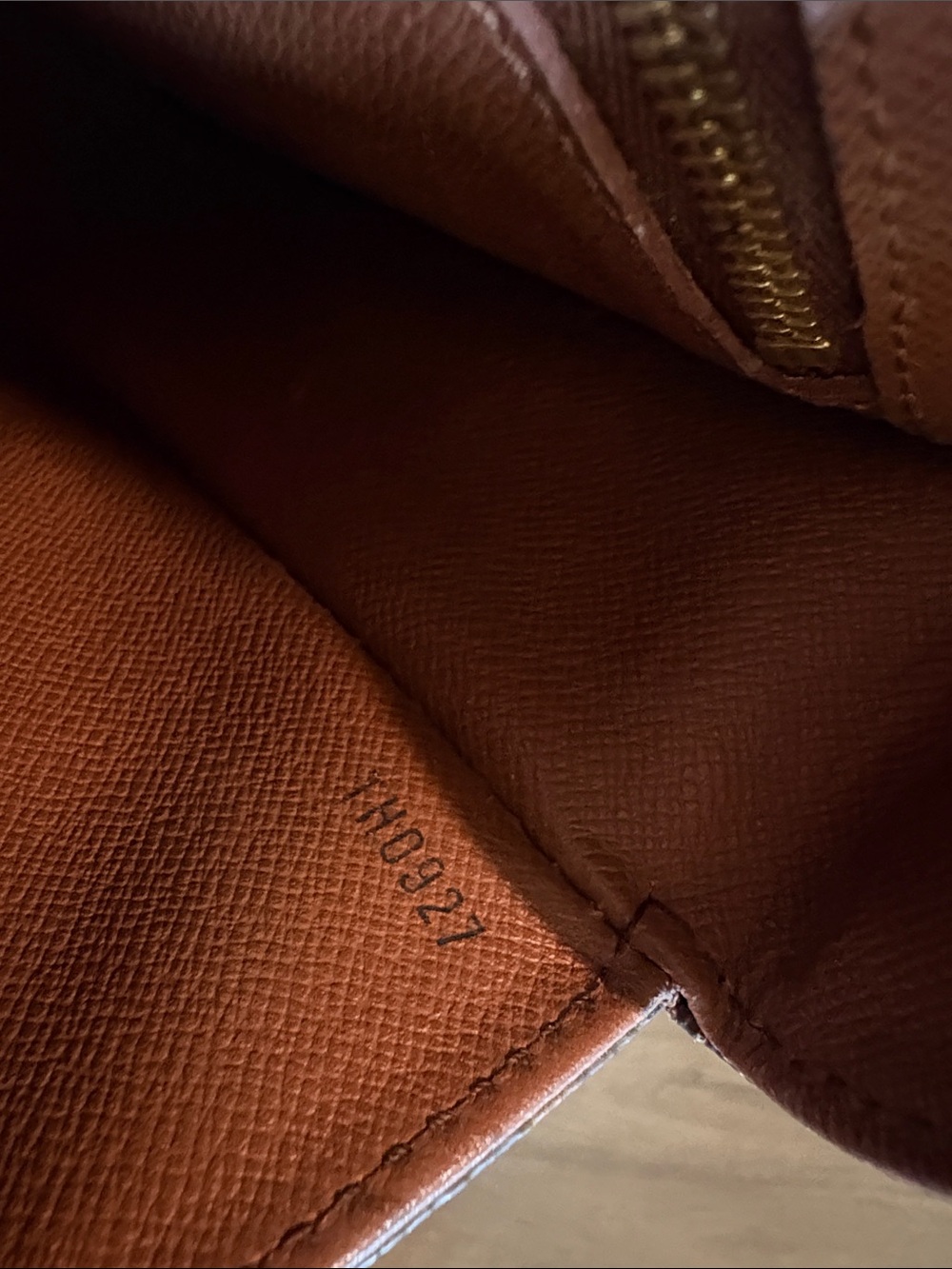 Sold Louis Vuitton TH0927 GM Saint Cloud Brown Monogram Crossbody Bag - Picture 11 of 16